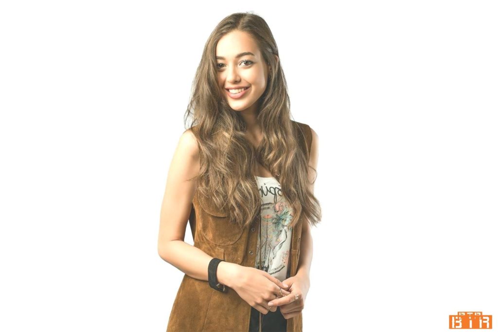Dilan Çiçek Deniz Kimdir? 15 14