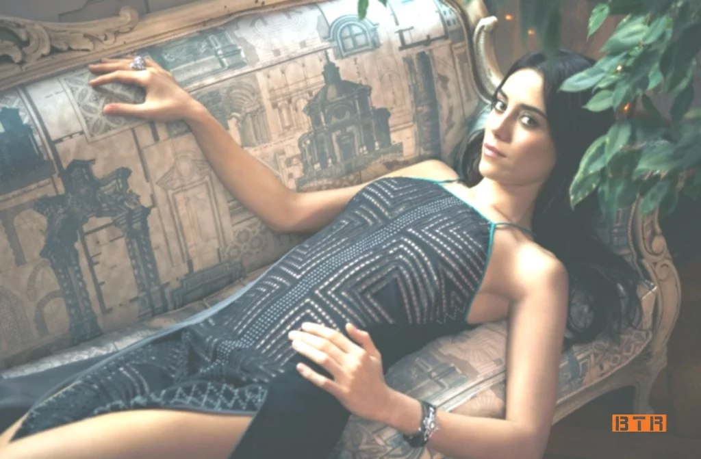 Cansu Dere Kimdir? 22 cansu dere 21