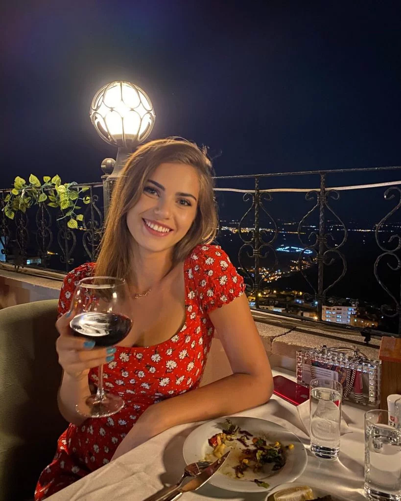 Esma Soysal Kimdir? 11 esma soysal 10
