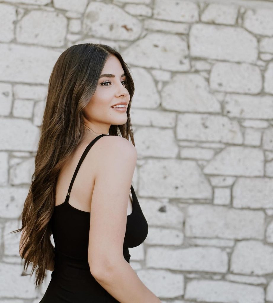 Hazal Çağlar Kimdir? 18 hazal caglar 17