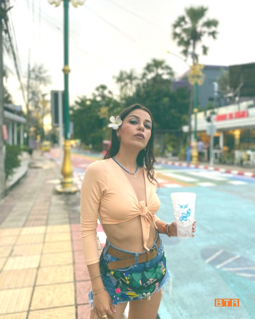 Tuğçe Yolcu Kimdir? 3 tugce yolcu 2