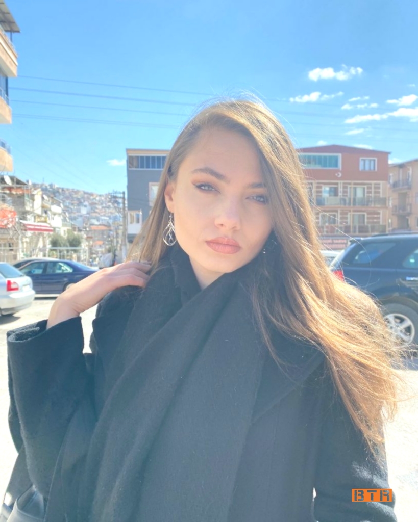 Ece Baliç Kimdir? 9 ece balic 8