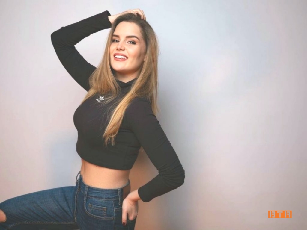 Alara Turan Kimdir? 10 alara turan 9