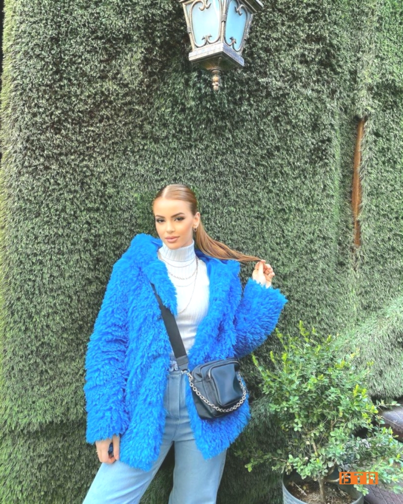 Esra Akaydın Kimdir? 14 esra akaydin 13
