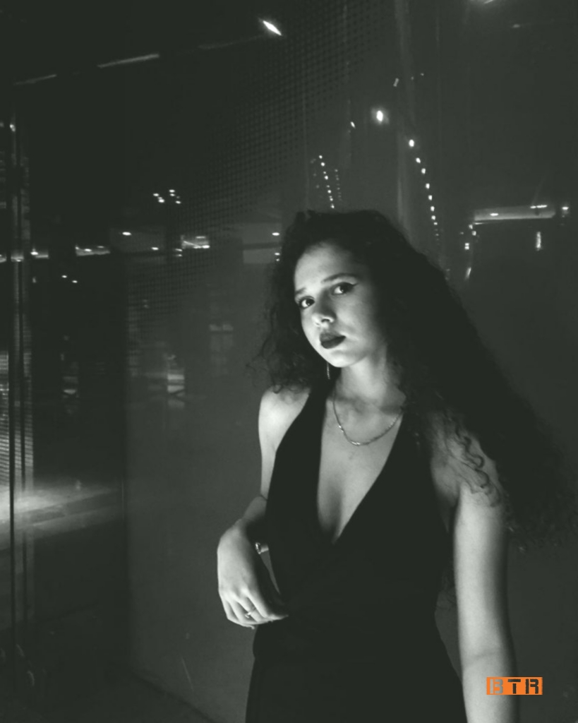Aleyna Al Kimdir? 4 aleyna al 3