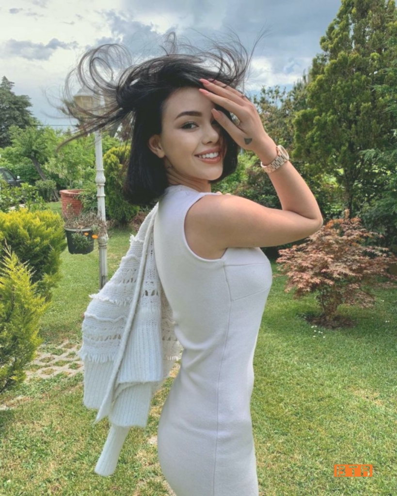 Özlem Salafzoun Kimdir? 10 ozlem salafzoun 9