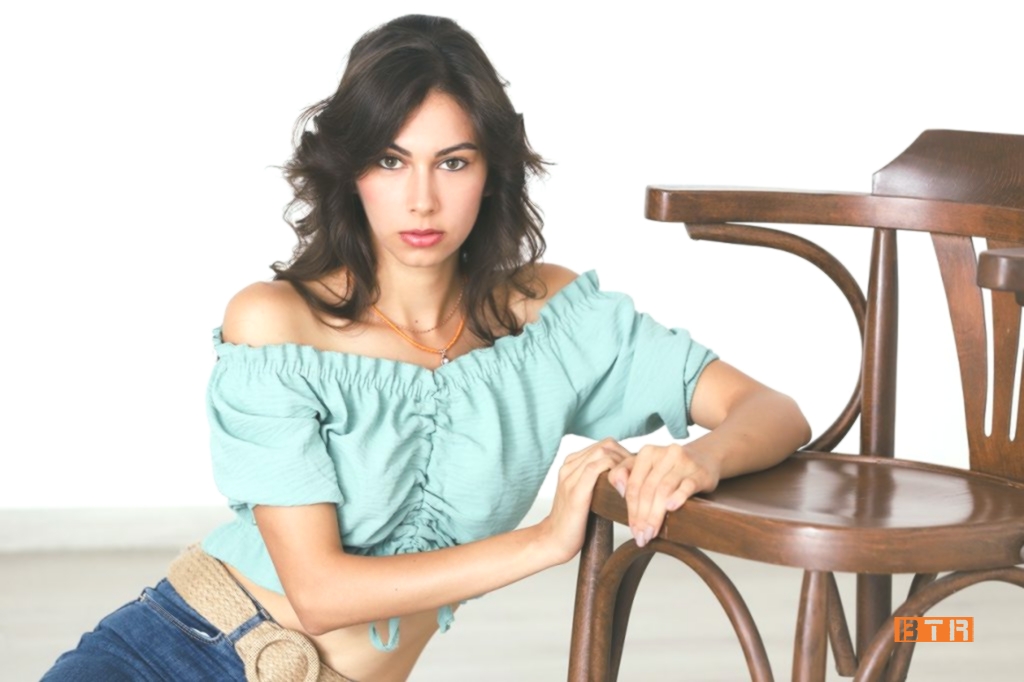Buse Bedir Kimdir? 4 buse bedir 3 2