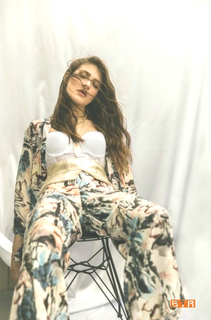 naz cagla irmak 4