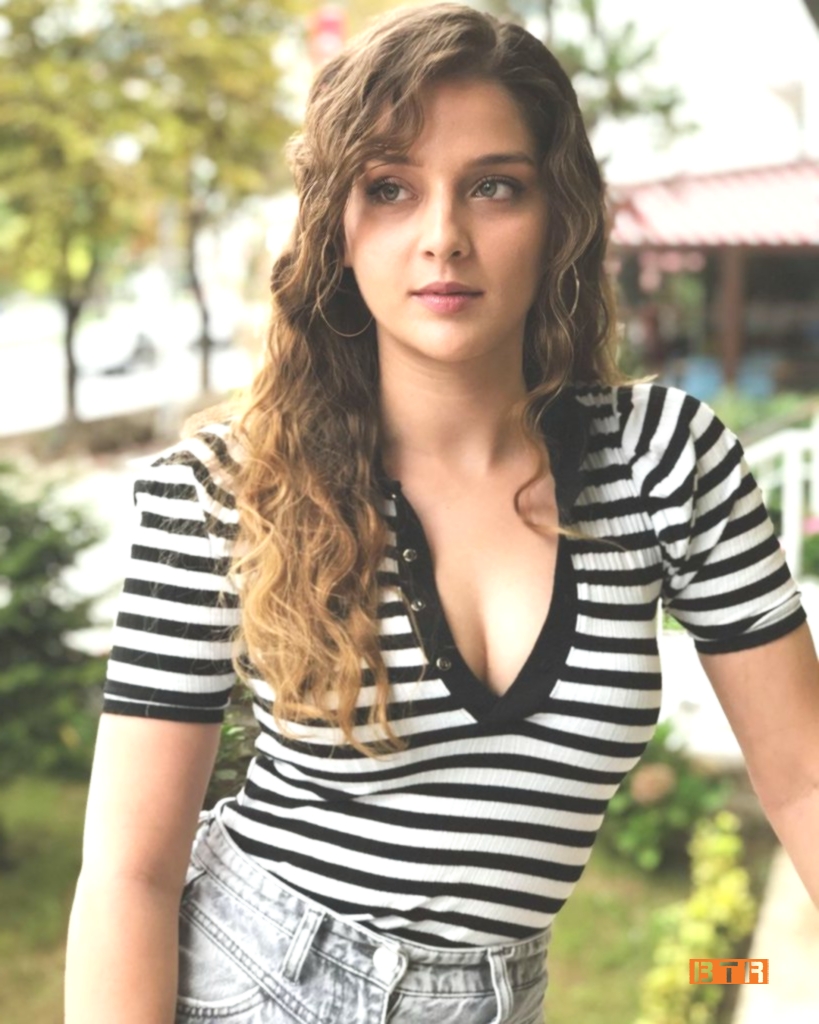 ecem calhan 9