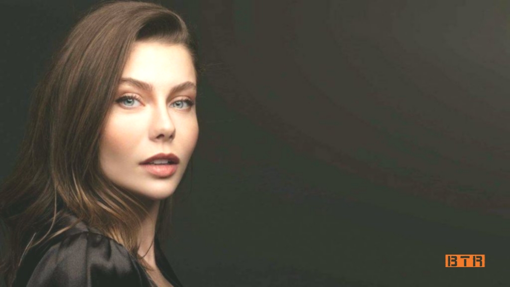 aylin vezioglu 1 1