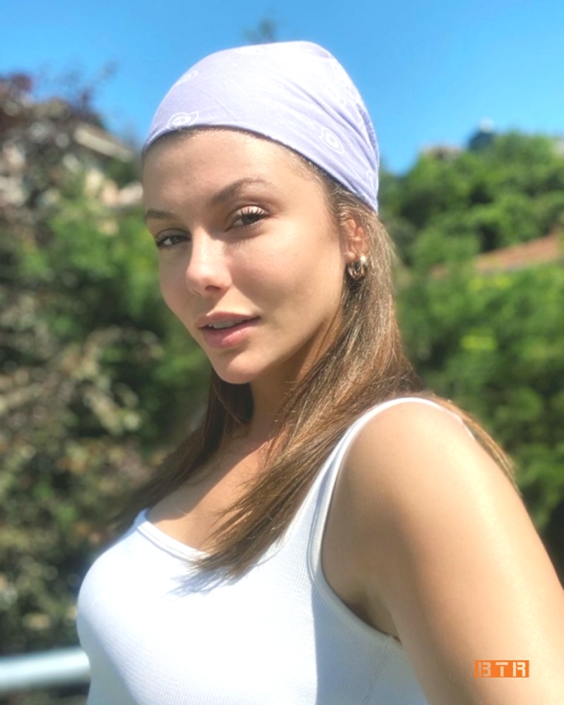aylin vezioglu 15 1